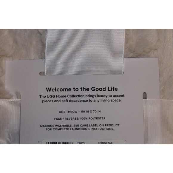 UGG Denai Plush Carved Faux Fur  50" x 70" Throw Blanket NEW! Off White‎ - Picture 4 of 4